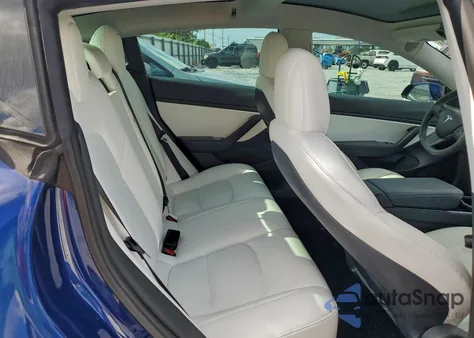 2020 Tesla Model 3 z USA, uszkodzony, nr VIN 5YJ3E1EB5LF796040
